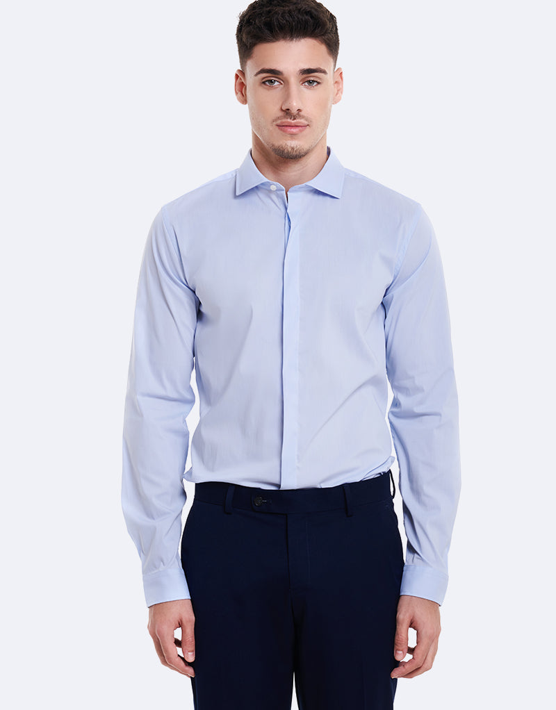 Camisa de licra com carcela oculta.