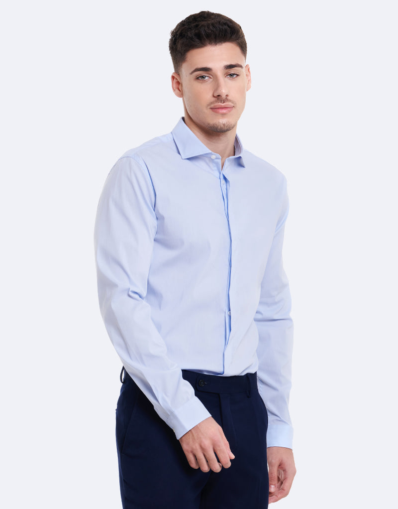 Camisa de licra com carcela oculta.