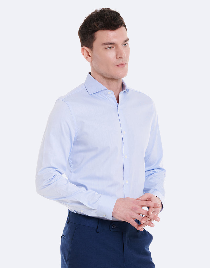 Camisa social em chambray com gola italiana