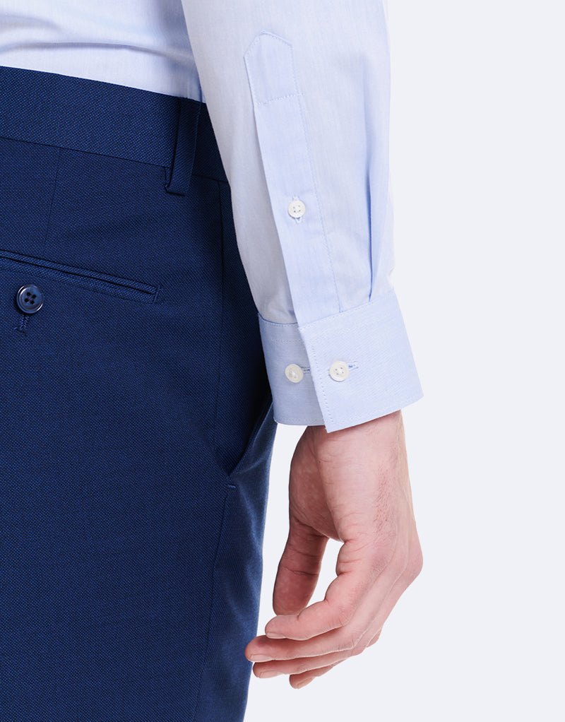 Camisa social em chambray com gola italiana