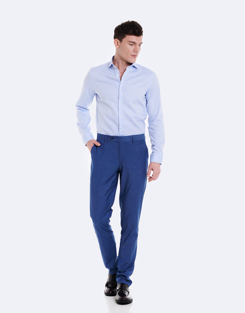 CAMISA COM ESTRUTURA DE GOLA ITALIANA