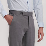 PANTALON REG FIT PRESILLAS BOTONES