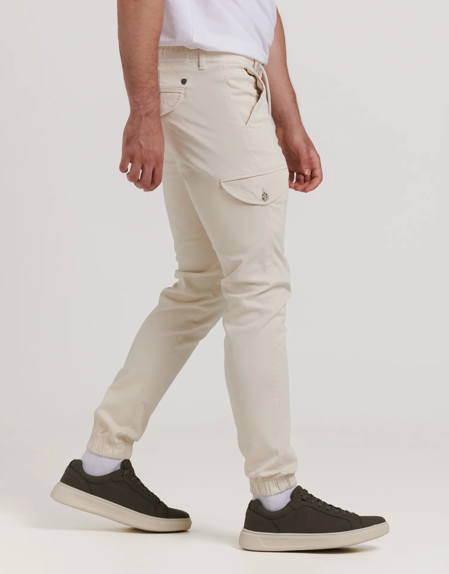 PANTALON JOGGER CARGO Z05