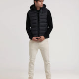 CHALECO SIN MANGAS ACOLCHADO CAPUCHA