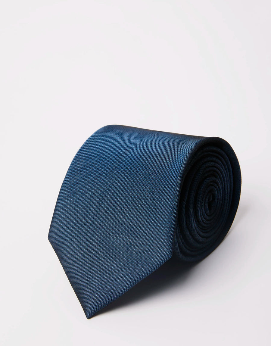 CORBATA LISA