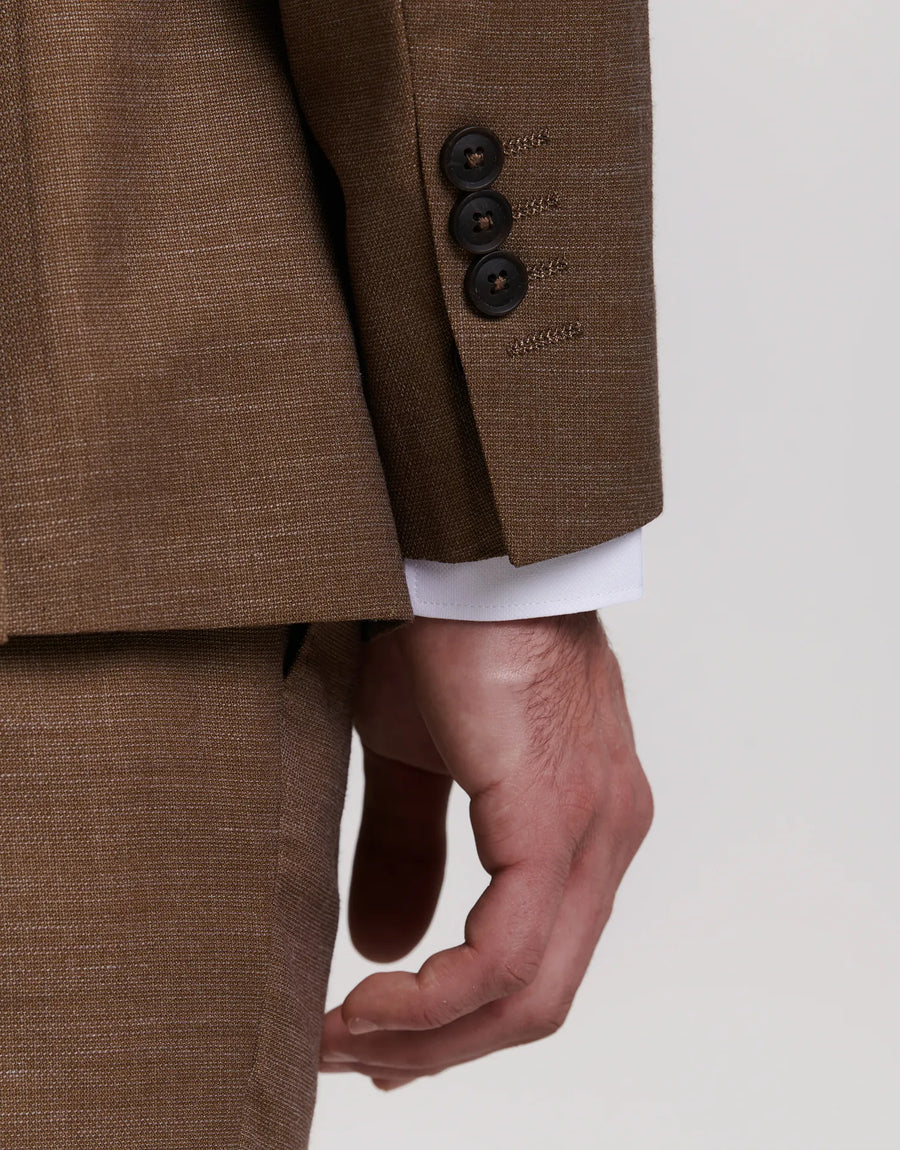 AMERICANA TRAJE ENTALLADA SOLAPA PUNTA