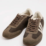 CONTRASTES DE TÊNIS VZ