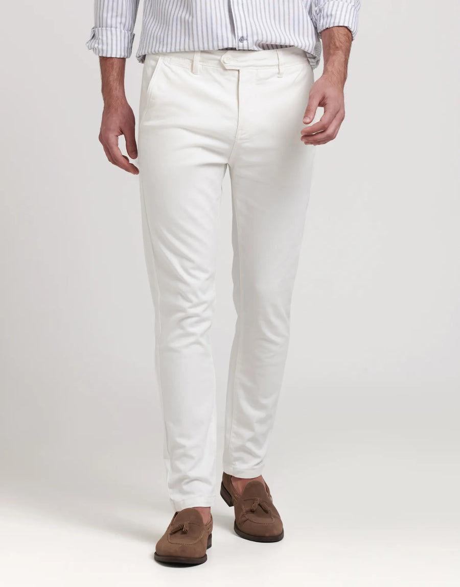 PANTALON CHINO BASIC Z00