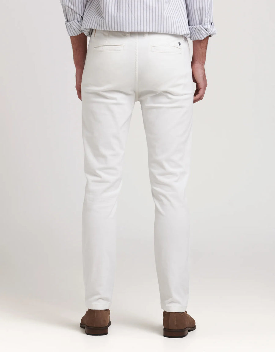 PANTALON CHINO BASIC Z00