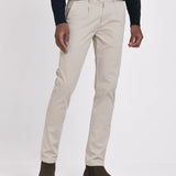 PANTALÓN ALGODÓN CHINO CON PINZA Z02