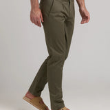 PANTALÓN ALGODÓN CHINO CON PINZA Z02