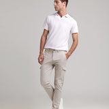 Calça chino premium com bolsos