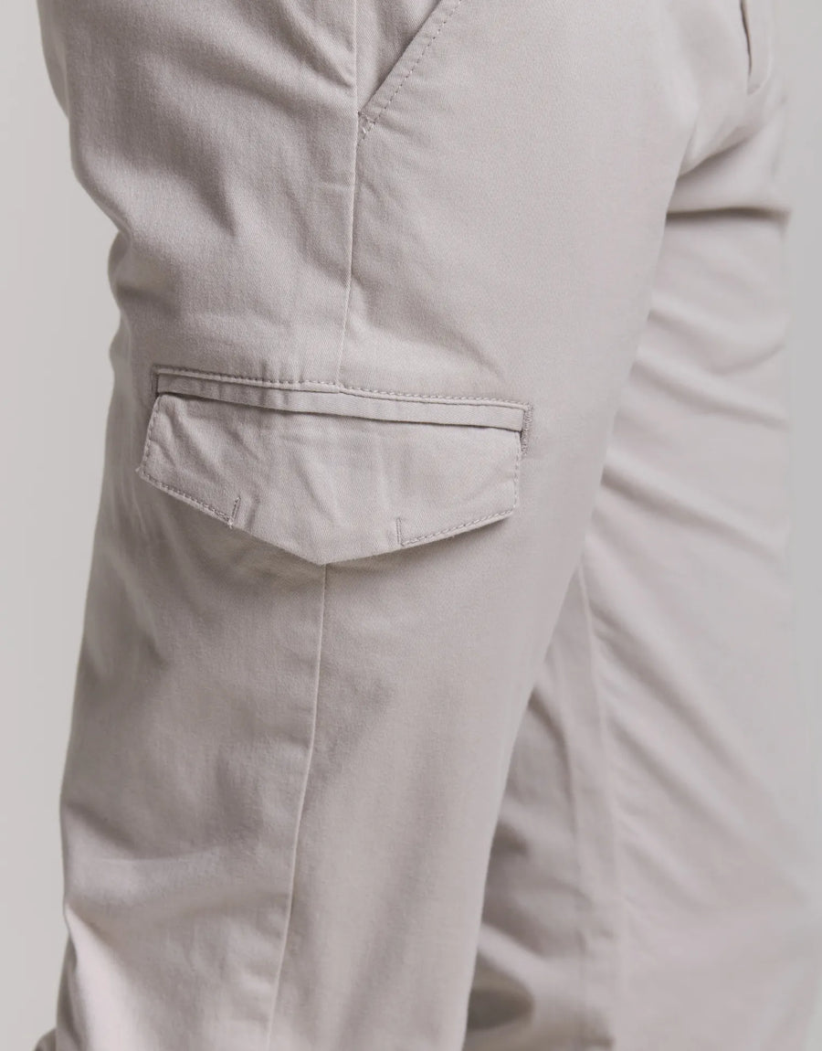 PANTALON CHINO PREMIUM BOLSILLOS Z06