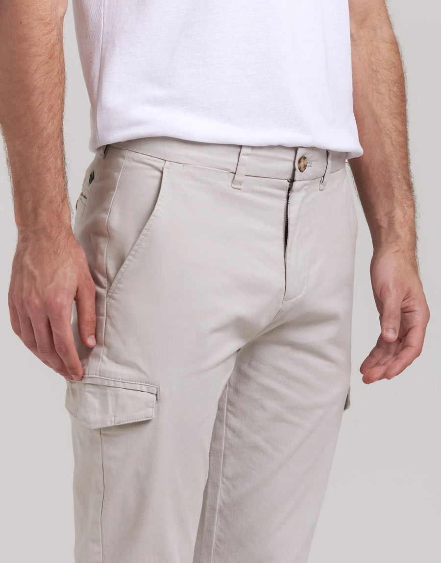 PANTALON CHINO PREMIUM BOLSILLOS Z06