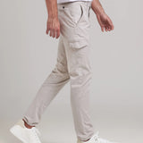 Calça chino premium com bolsos