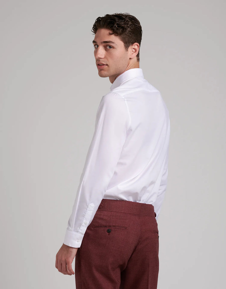 Camisa slim fit com gola estruturada italiana