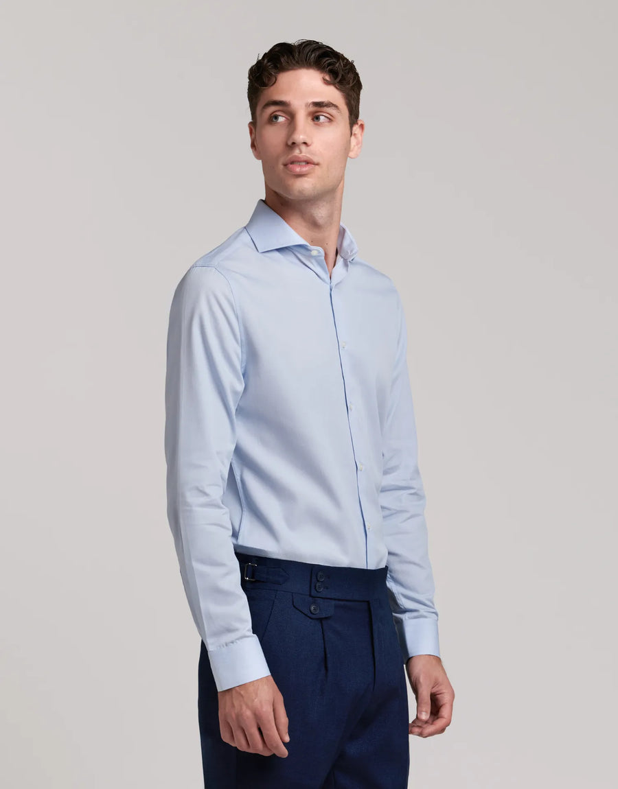 CAMISA SLIM COM ESTRUTURA DE GOLA ITALIANA