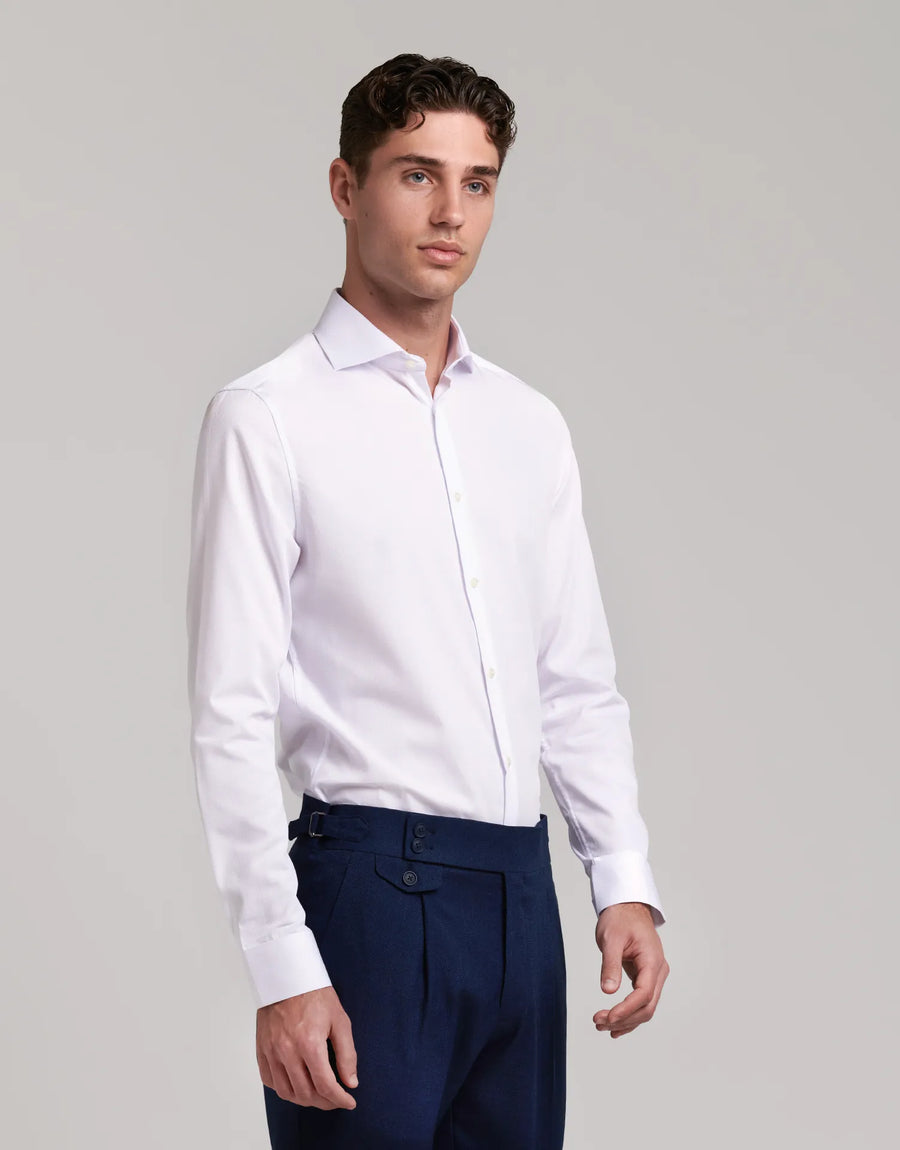CAMISA SLIM COM ESTRUTURA DE GOLA ITALIANA