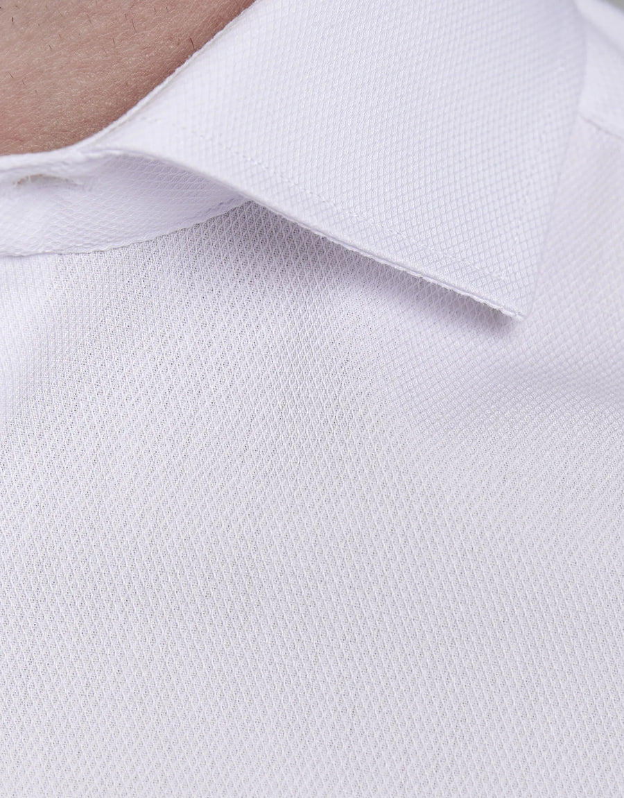 CAMISA SLIM COM ESTRUTURA DE GOLA ITALIANA