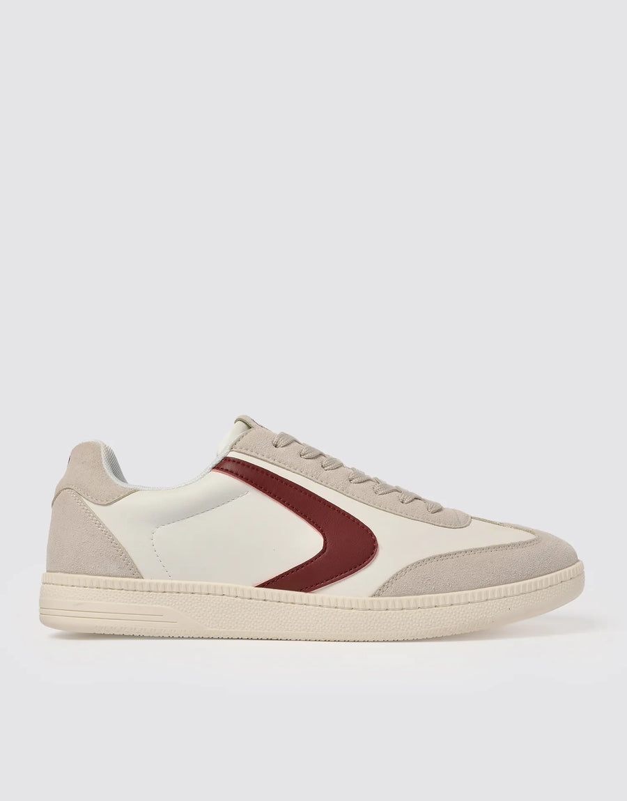 SNEAKER TIRA CONTRASTE