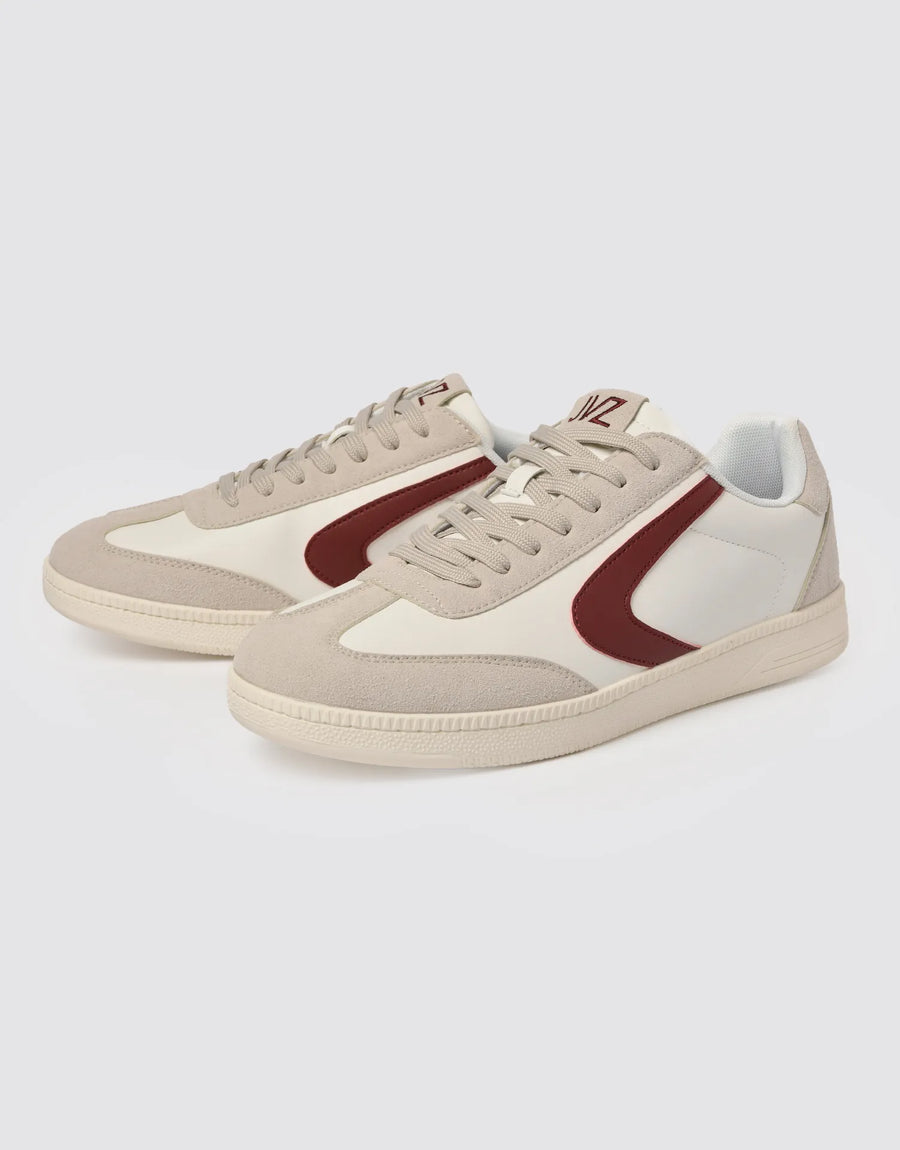SNEAKER TIRA CONTRASTE