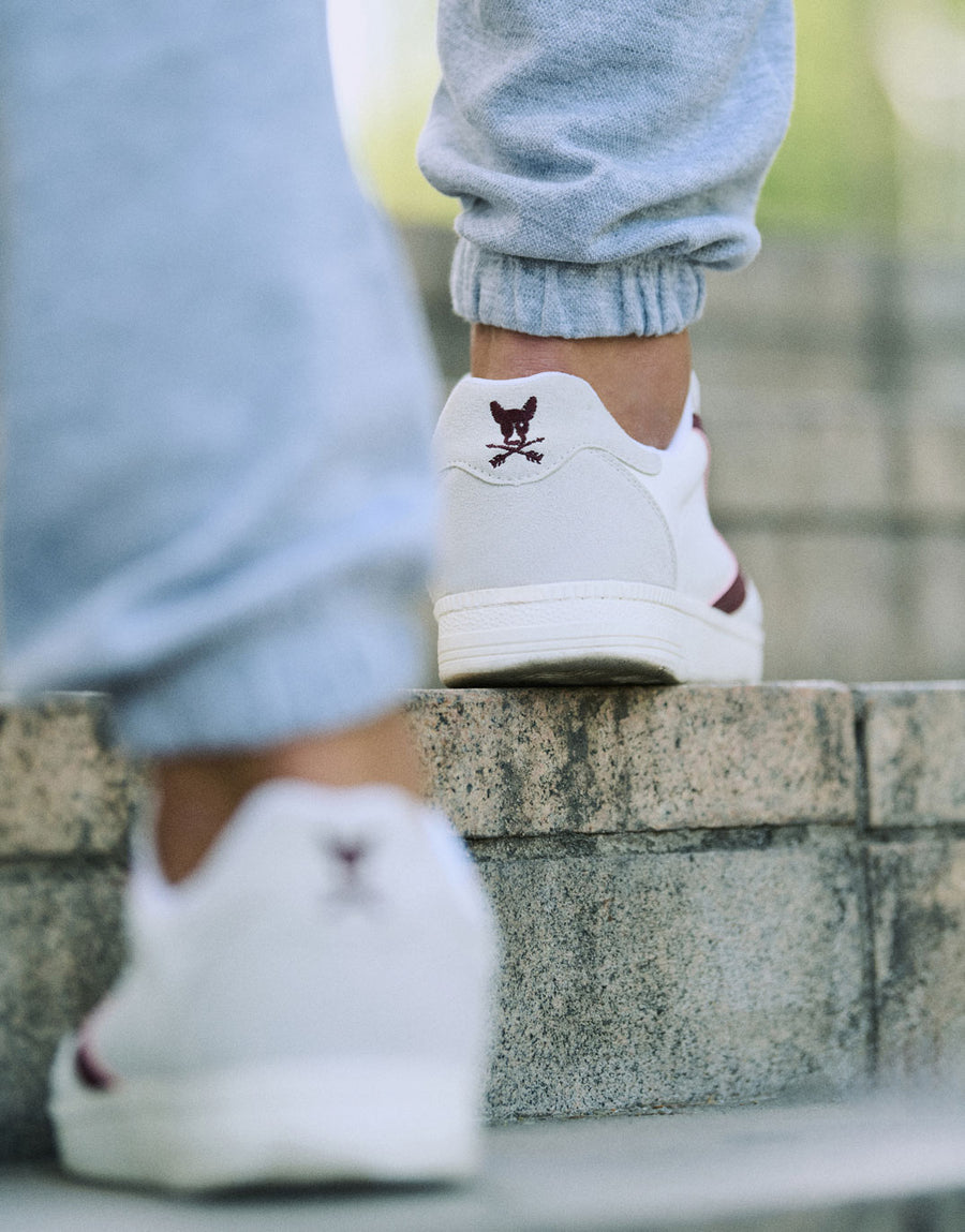 SNEAKER TIRA CONTRASTE