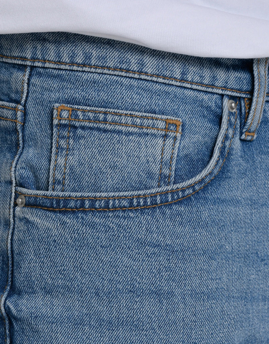 JEANS SLIM TAPERED FIT
