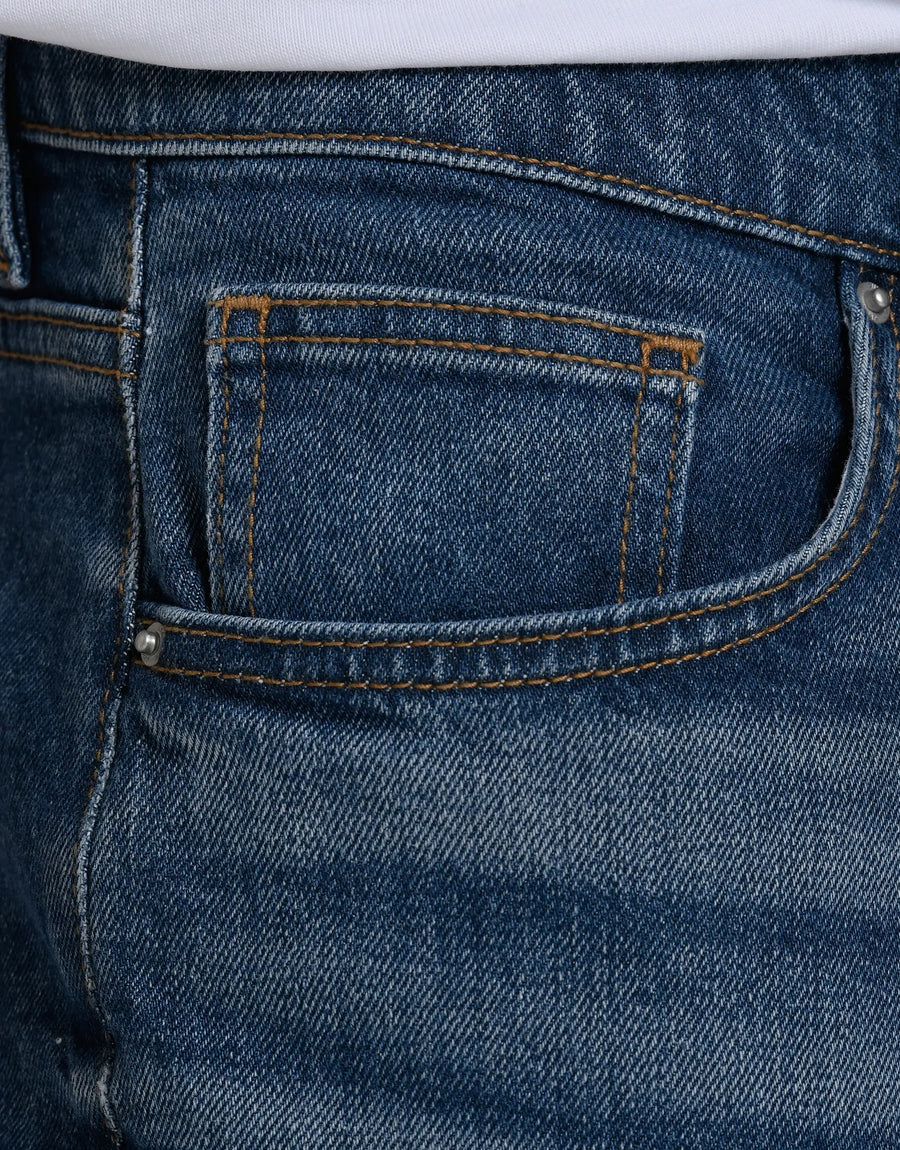 JEANS SLIM TAPERED FIT