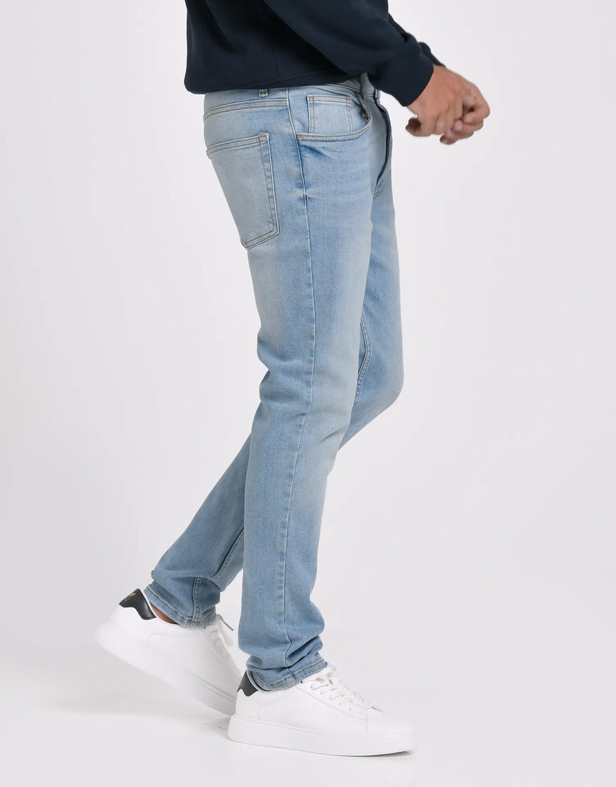 JEANS EFECTO DESGASTADO SKINNY FIT