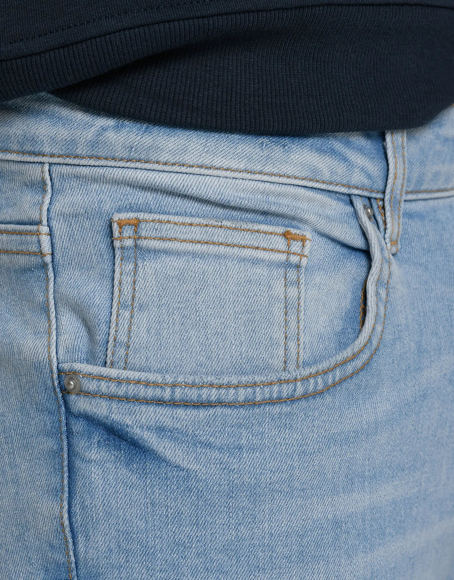 JEANS EFECTO DESGASTADO SKINNY FIT