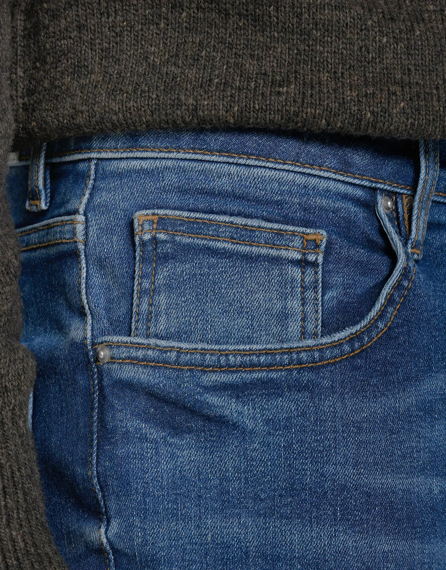 JEANS EFECTO DESGASTADO SKINNY FIT
