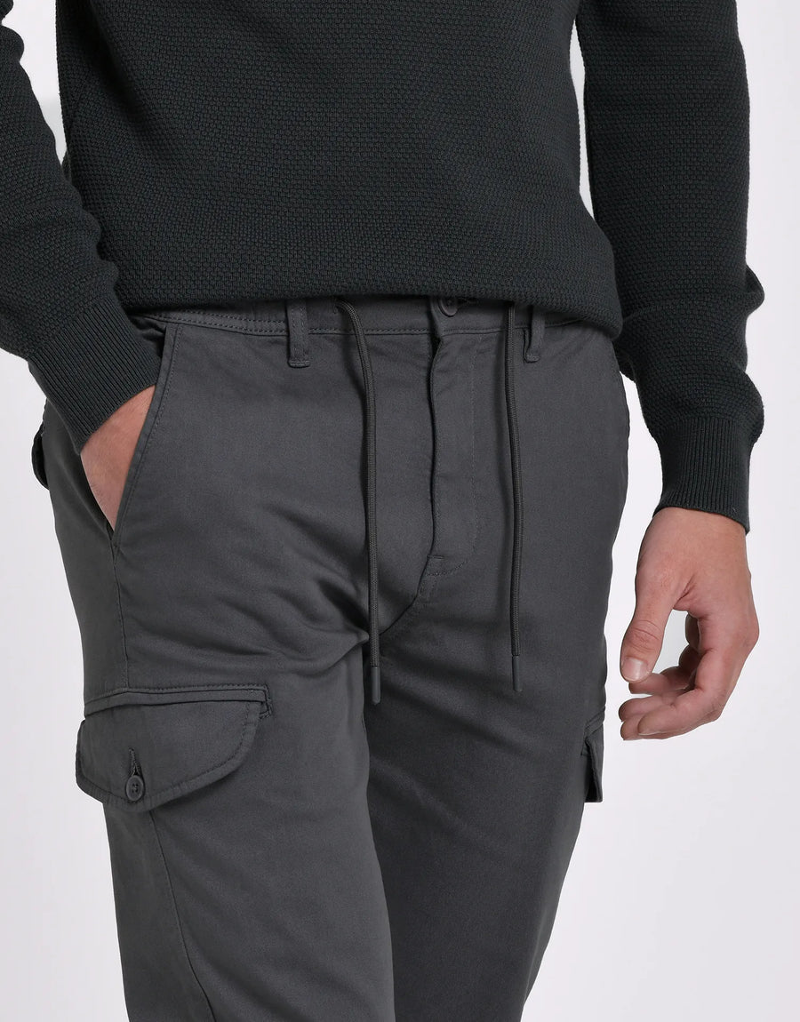 PANTALON JOGGER CARGO Z05