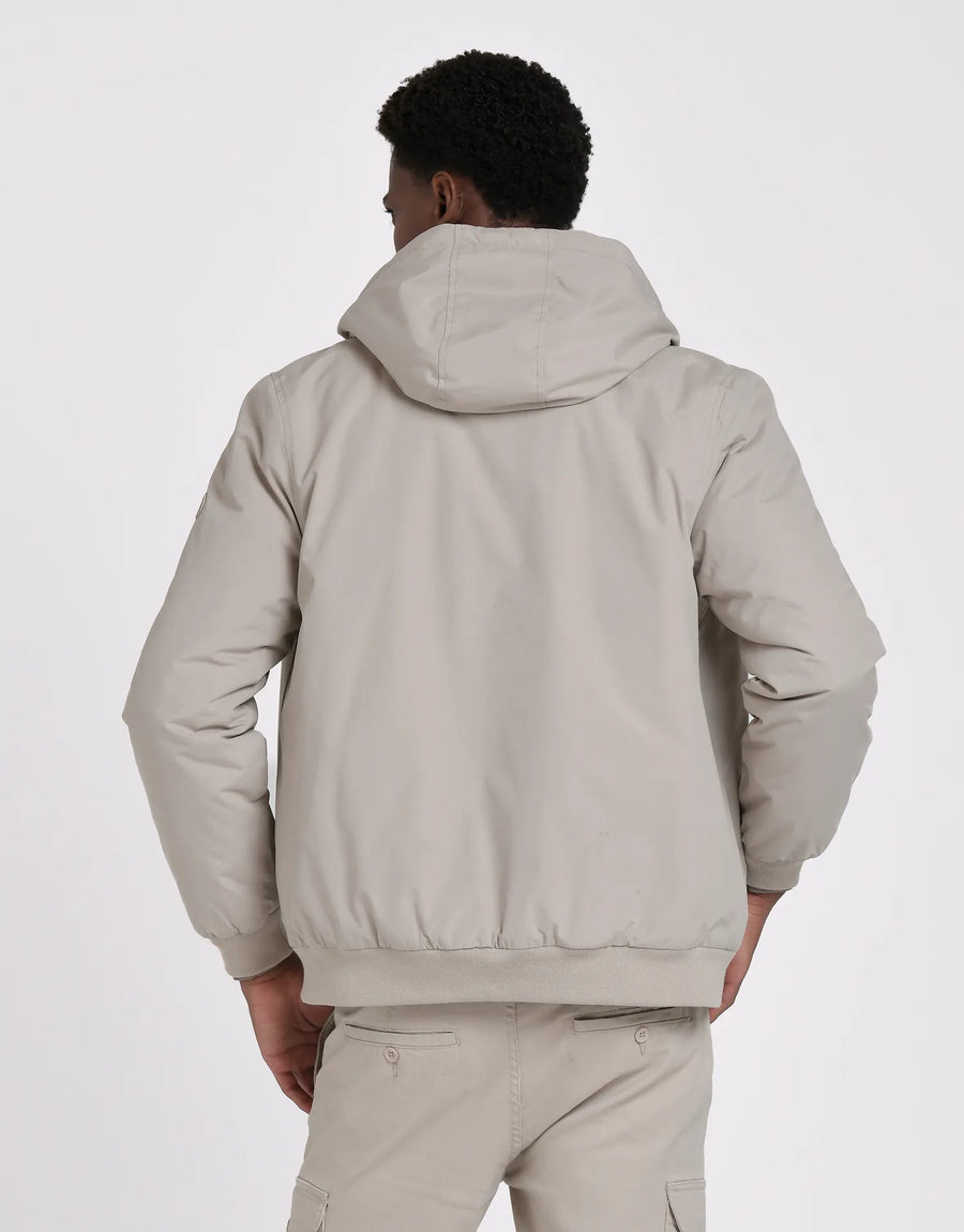 CAZADORA SPORT CAPUCHA